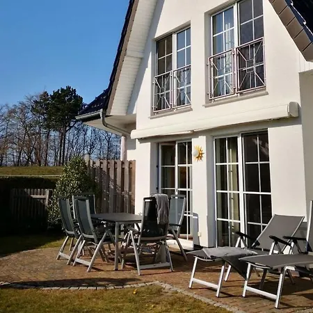 In With Swimming Pool * Цингст