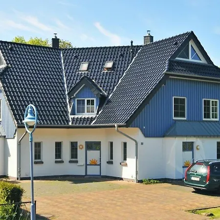 In With Swimming Pool * Цингст