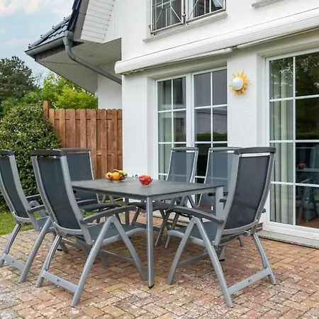 In With Swimming Pool Дом отдыха