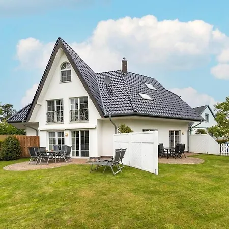 In With Swimming Pool *