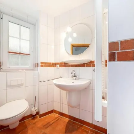 In With Swimming Pool Цингст